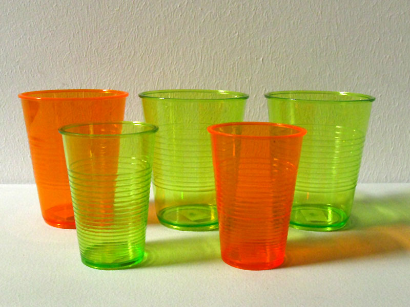 6 כוסות שתיה אקריל צבעונית עמידות במדיח כלים